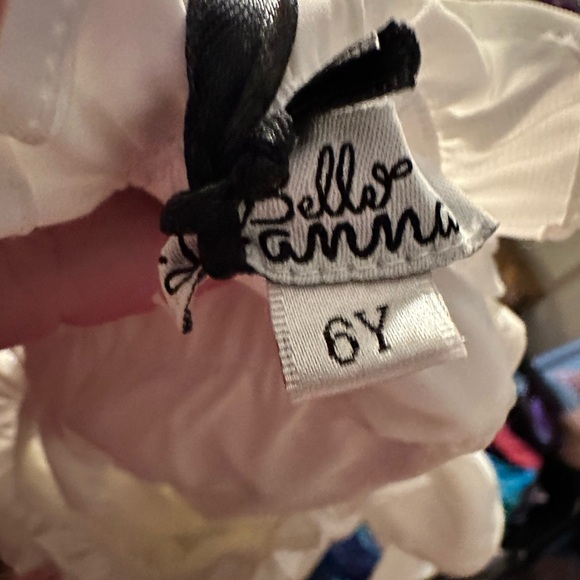 3 white ruffle flower girl dresses in size 6,7,8 BNWT event dress FREE SHIPPING - Picture 4 of 7